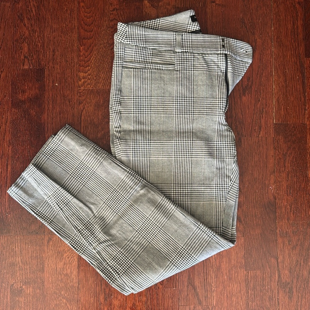 Banana Republic Sloan Pant, Size 4, Black/White
